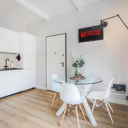 Apartment Viaemilia 2 Min Dal Centro, 4 Persone, Wifi, Aria Condizionata